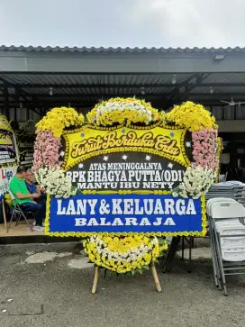 Karangan bunga papan