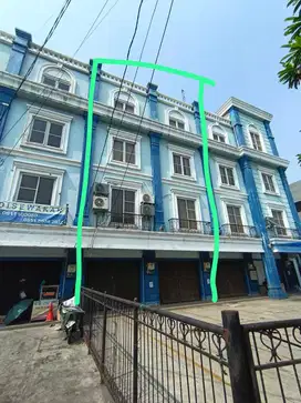 Ruko Gandeng 4lt di Jl Lapangan Ros Raya Tebet Jakarta Selatan