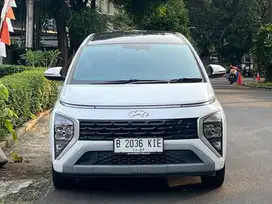 Hyundai Stargazer Prime Metik 2022 Putih Capt Seat