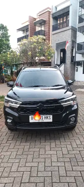 Suzuki XL7 Beta Hybrid kilometer 27 ribu