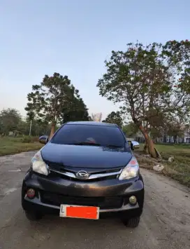 Daihatsu Xenia R Deluxe 1.3 cc thn 2014 abu metalic