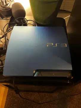 PS 3 Slim 500 GB Warna Silver