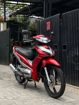 Honda Revo AT Matic PGM-FI 2010 Full Original Mulus!