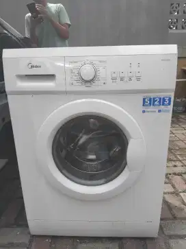 Mesin cuci midea MFE70-S1002 satu tabung front loading