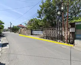 Rumah Luas Murah Lokasi Tepi Jalan Strategis Klodran Colomadu