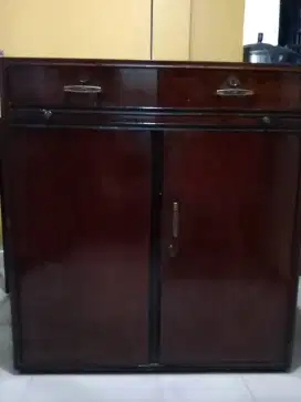 Jual lemari jati dan berfungsi sbg meja