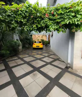 HARGA DIBAWAH NJOP RUMAH MEWAH FULLY FURNISHED BEBAS BANJIR