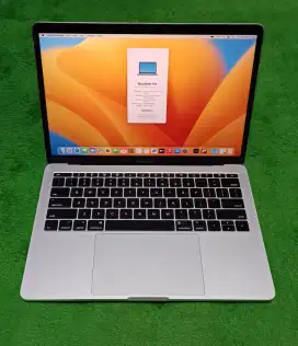 Apple MacBook Pro 2017 i5 8/256 Silver Mulus Murah