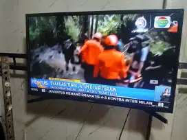Dijual tv led merk samsung 32in udah digital tv