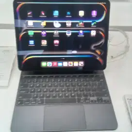 iPad Pro(model 13 inci¹)CPU 9-core RAM 8GB