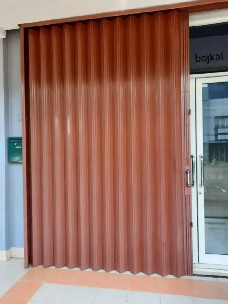 Pintu toko rolling door folding gate pintu harmonika tebal berkualitas
