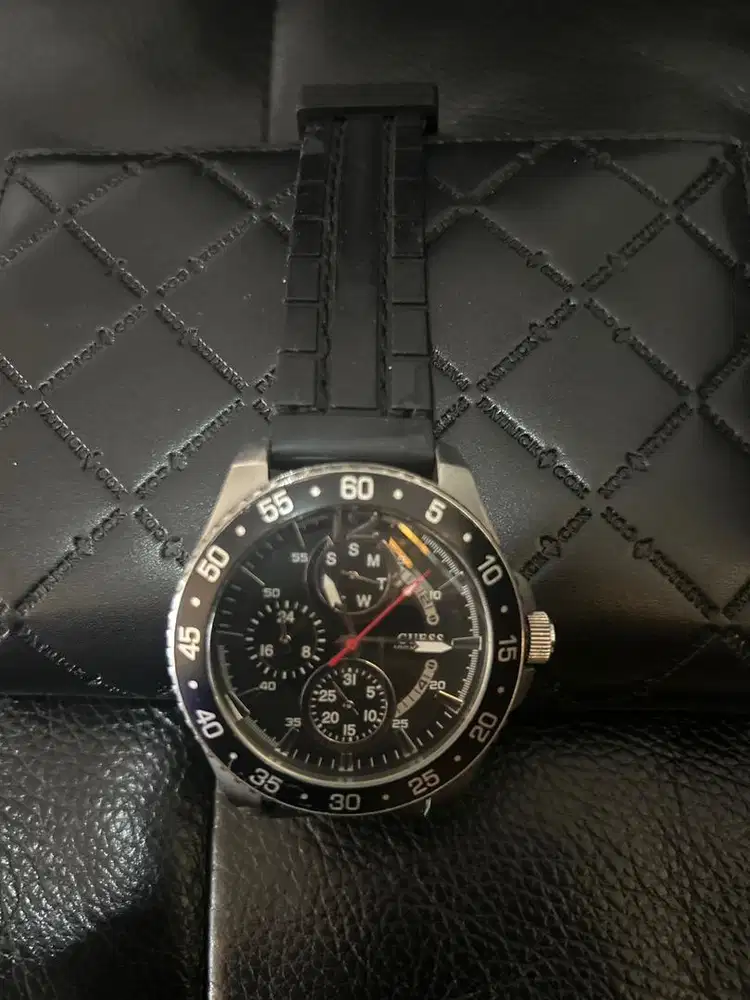 Jam Tangan Guess W0798G1 Original