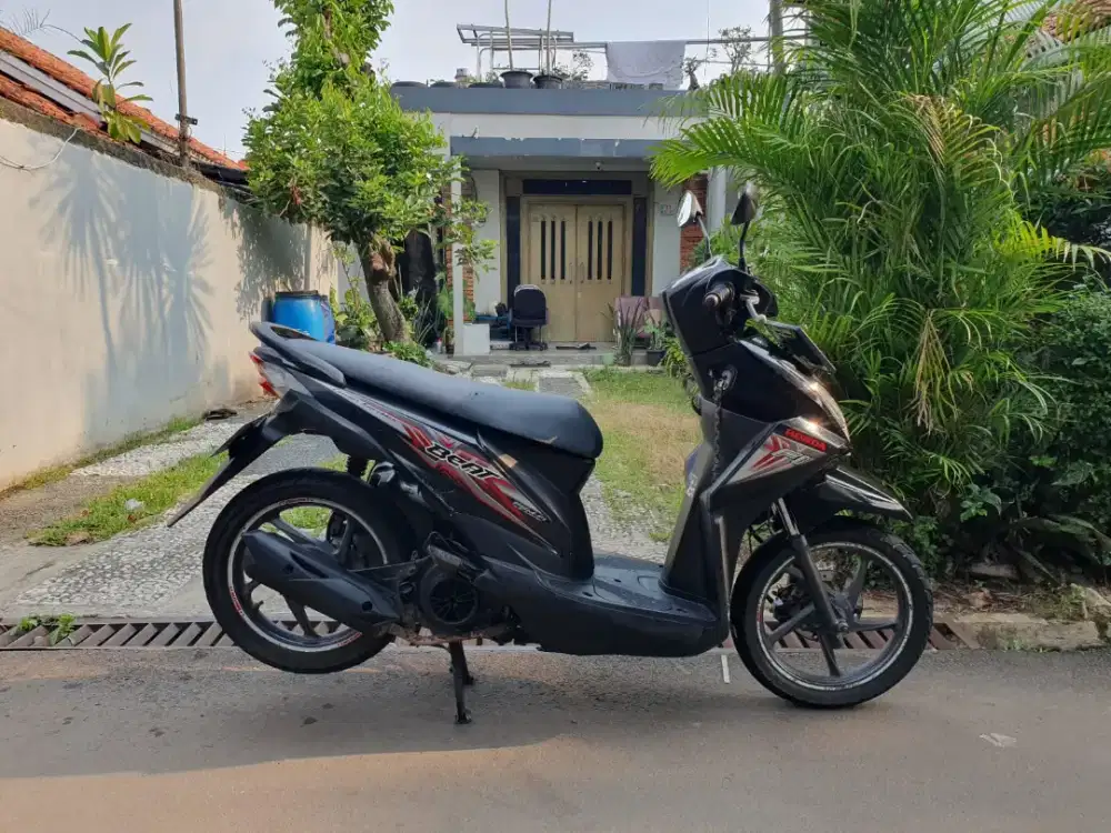 HONDA BEAT ESP TAHUN 2015 PAJAK HIDUP