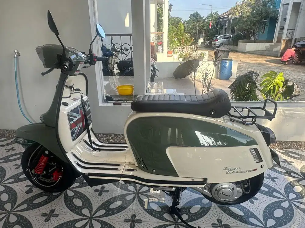 Scomedi Turismo Technica 200W