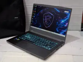Laptop MSI Masih garansi resmi Fullset sama Mouse