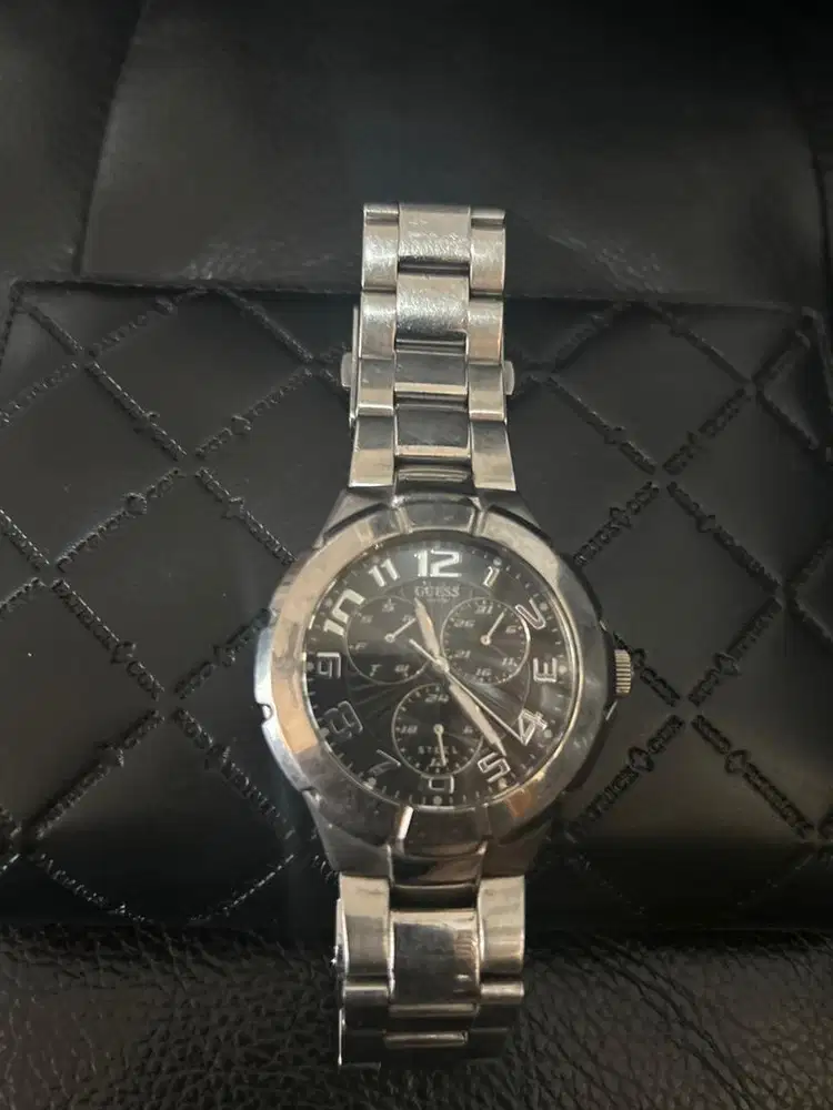 Guess Men s Quartz Stainless Steel Black Dial 43mm Watch I90199G3