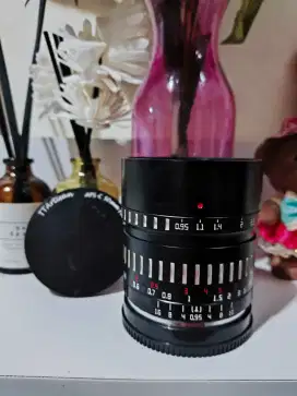 LIKE NEW - TT Artisan APS-C 50mm f 0.95