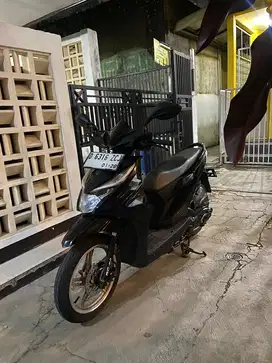 beat 2016 hitam