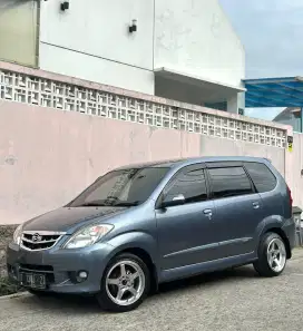 Daihatsu Xenia 2011 Bensin