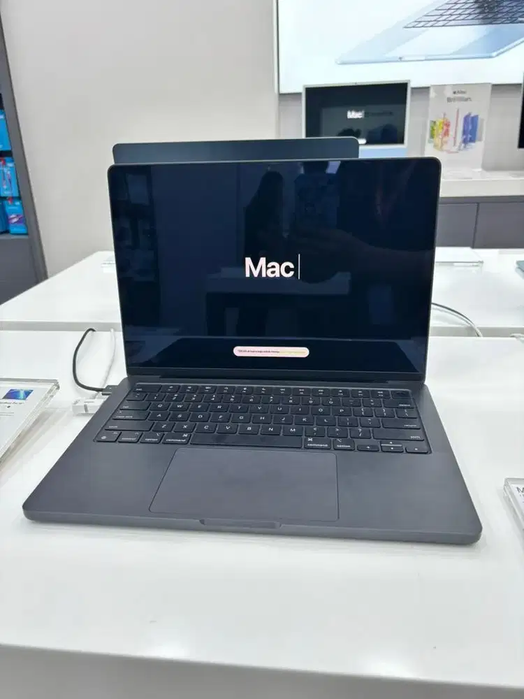 CICILAN MACBOOK PRO 512 Gb 14 inci PROMO BUNGA 0%