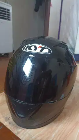 Helm KYT Full face like new, sangat jarang di pakai