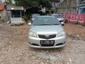 Toyota Vios tipe G manual istimewa