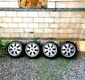 MURAH VELG R18 plus ban bisa Tt barang apa saja