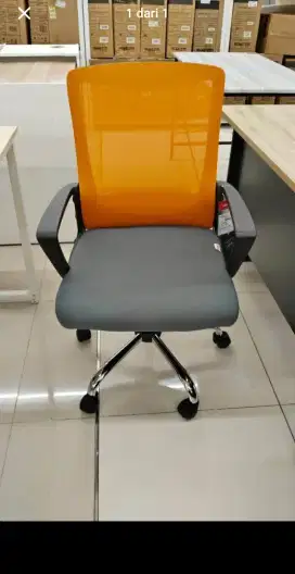 Kursi Kantor Selma