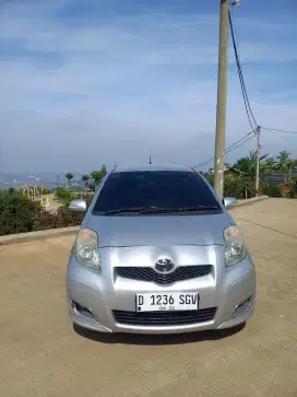 Yaris 2010 1,5 E metic