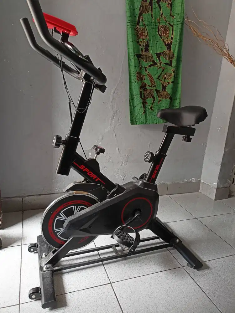 WTS SEPEDA STATIS