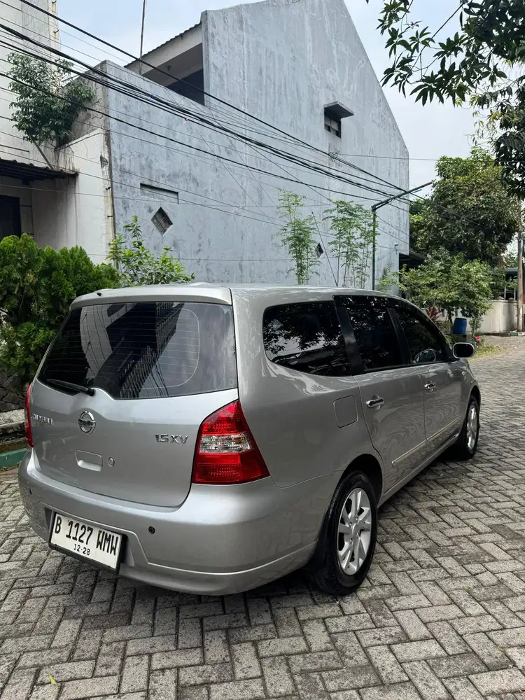 Nissan Grand livina 2012 Bensin