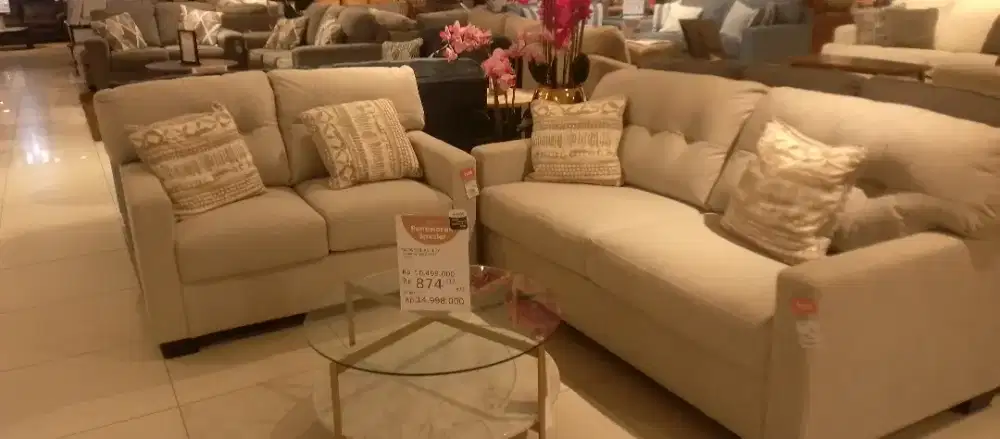 yu cicilan kredit sofa set Ashley dibogor