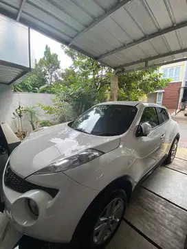DIJUAL NISSAN JUKE 2013 RX AT - PEMAKAIAN PRIBADI - 120JT NEGO