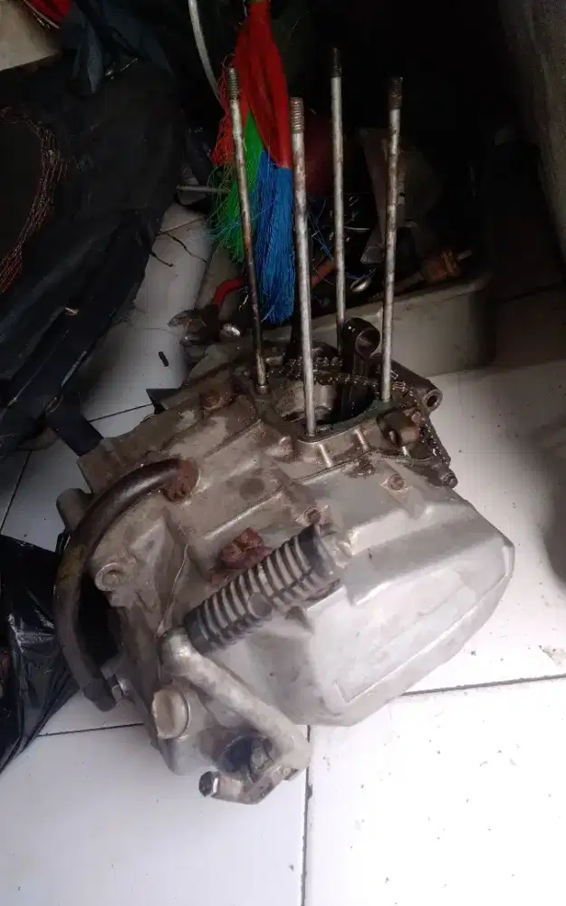 Mesin Honda GL100 series lokasi central No3cilebut raya