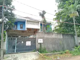 Rumah Lama di Jl E Ujung Kebon Jeruk Jakarta Barat
