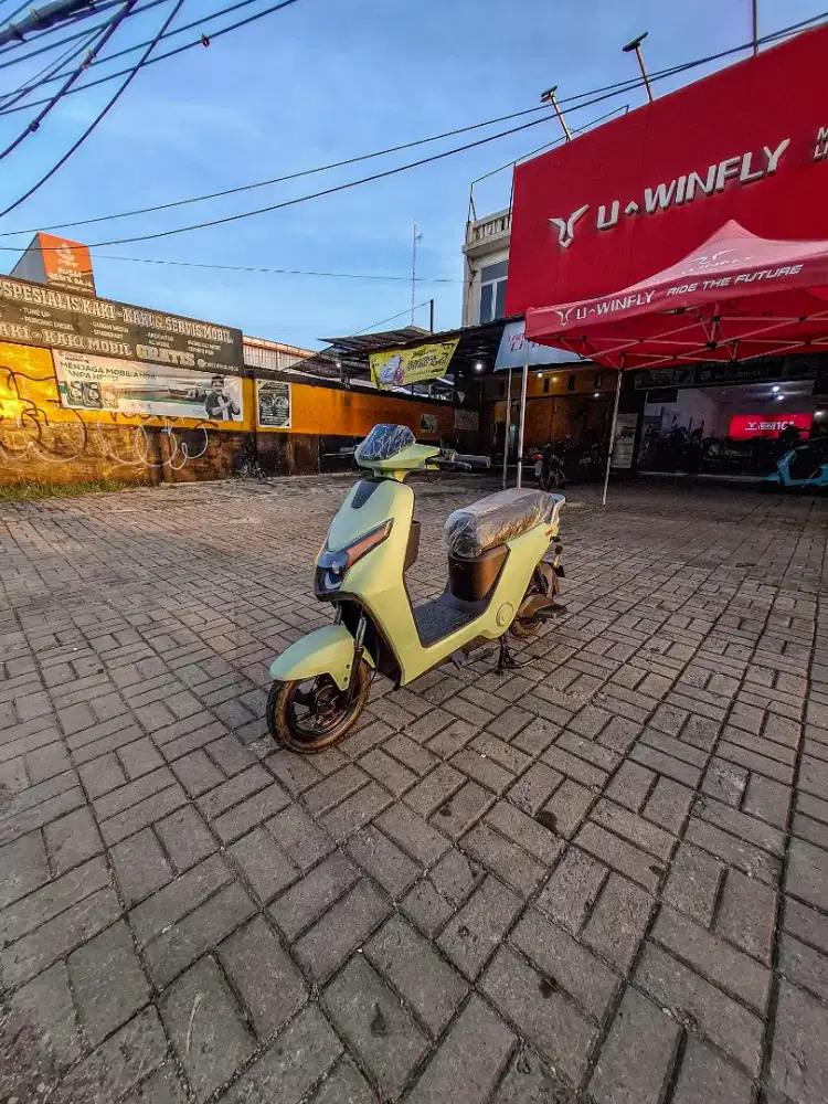 Uwinfly Sepeda Listrik D75 jok satu kaya motor ,ada bagasi juga luas