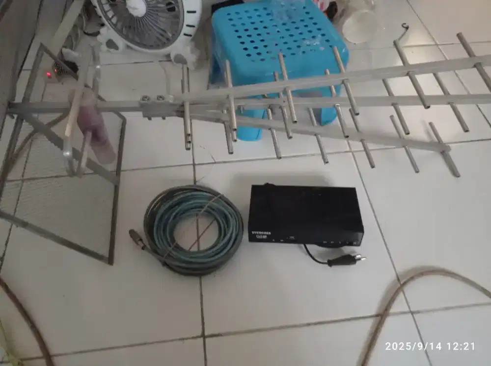 Antena Digital+kabel, dan Set Top Box