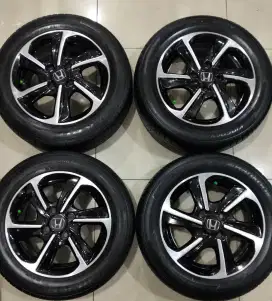 DIJUAL VELG COPOTAN BRIO R14 BLACK POLISH DAN BAN COPOTAN 98%
