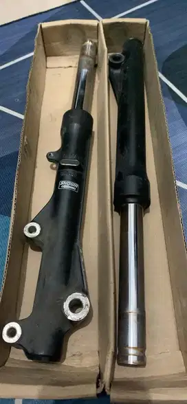 Shock depan vario 125