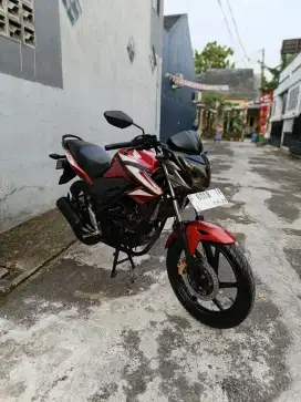 Honda CB150R tahun 2014