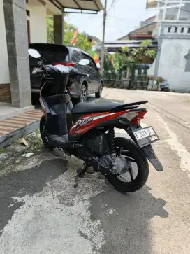 Honda beat FI tahun 2013 Kondisi Bagus