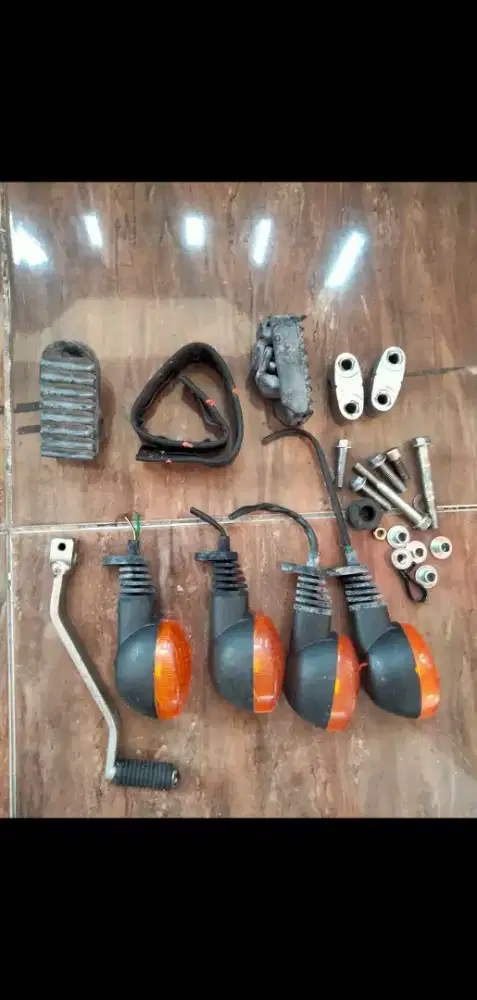 Aneka part Kawasaki KLX copotan