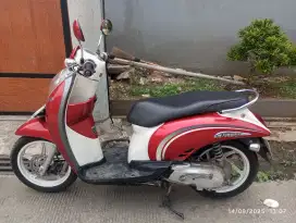 Scoopy 2012 orisinil pajak Depok