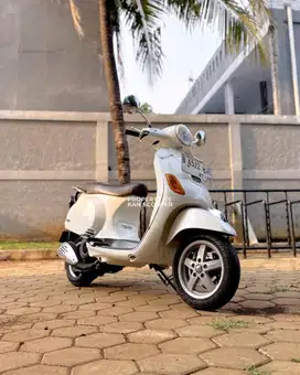 VESPA LX 150 3V 2013 TERMURAH