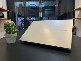 ASUS VIVOBOOK M1403QA// RYZEN 7-5800H