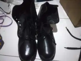 Sepatu PDL NO.42