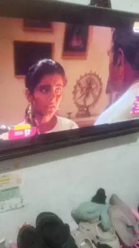 Tv Sharp aqua 32in LED + remote tanpa stb