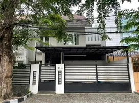 Jual Rumah Minimalis di Cempaka Putih, lokasi okey