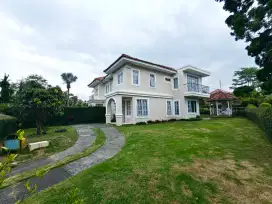 Villa Puncak Resort Lokasi Strategis Halaman Luas