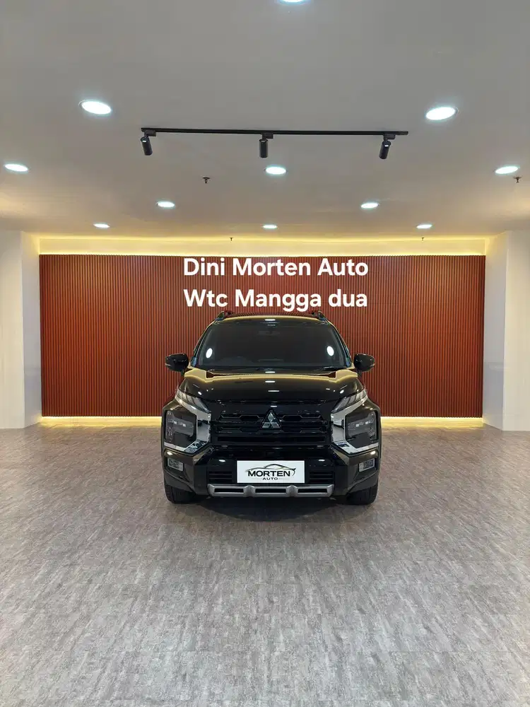 (KM 14rb) Mitsubishi Xpander Cross Premium package 1.5 at 2023 Bensin